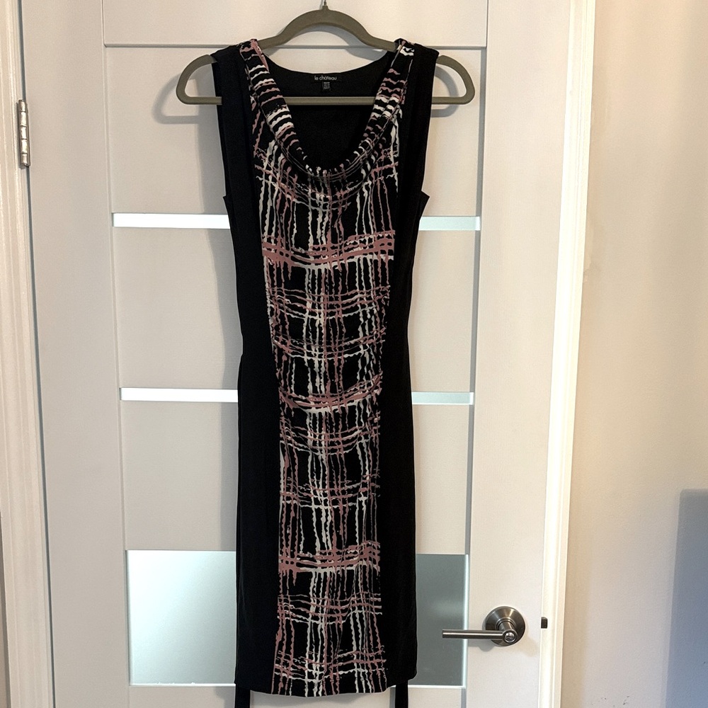 Le Chateau Black and Pink Sleeveless Dress